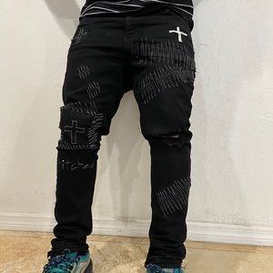 Stitched ⚪️⚫️ Denim